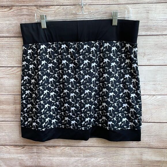 HAUS OF GREY‎ SKORT IN BLACK AND WHITE PRINT - Picture 4 of 6